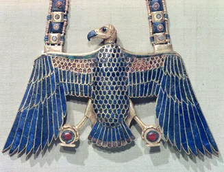 Halskette mit Geieranhänger aus dem Grab des Tutanchamun (um 1370-52 v. Chr.), Neues Reich